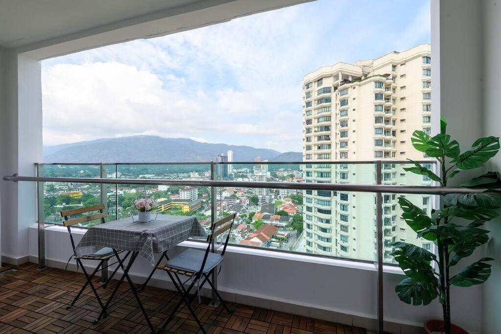 Apartment Comfy Studio/gurney/mansion One George Town
