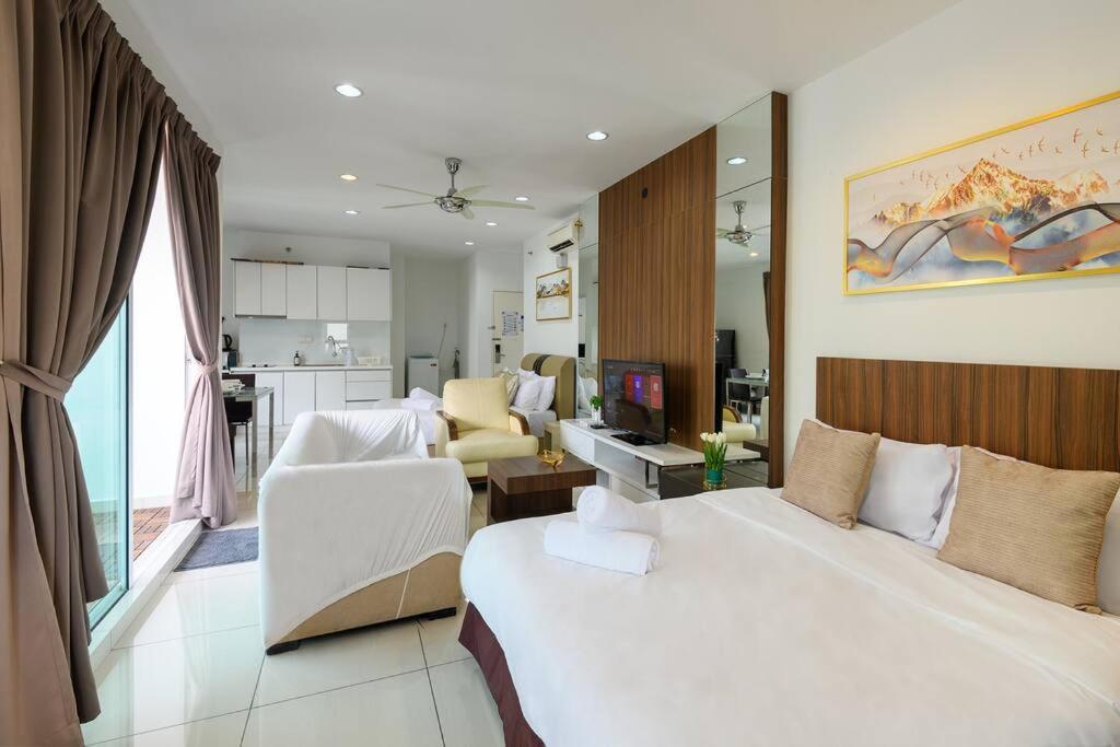 Comfy Studio/gurney/mansion One Apartment George Town